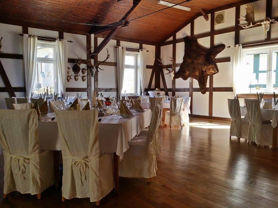 Gast- und Pensionhaus Zur Linde Staufenberg  Exterior foto